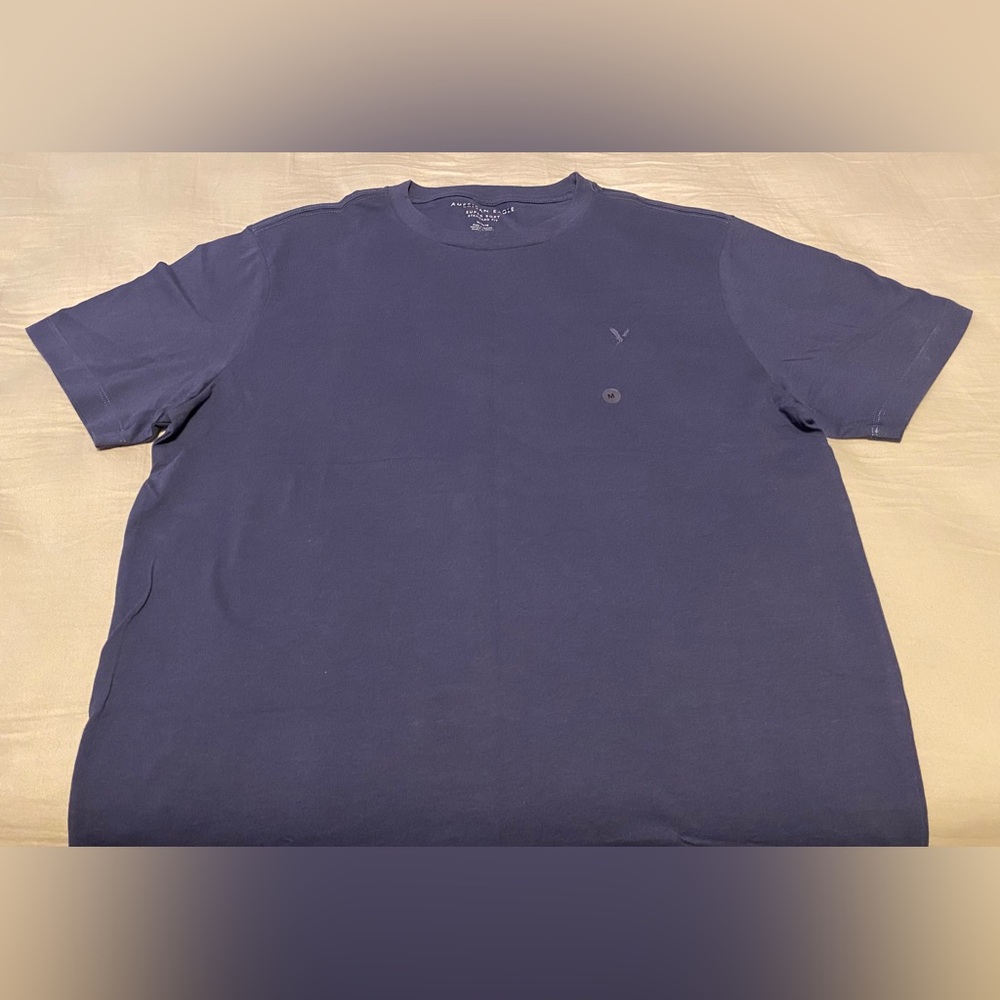 American Eagle Super Soft Short Sleeve T-Shirt Size Medium Men’s NWOT